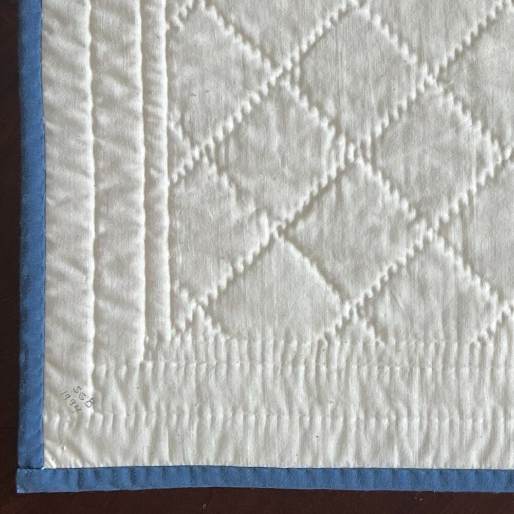 Handmade Hand-Stitched Appliqué Hand Quilted Floral Wall Hanging / Table Topper - Picture 9 of 11